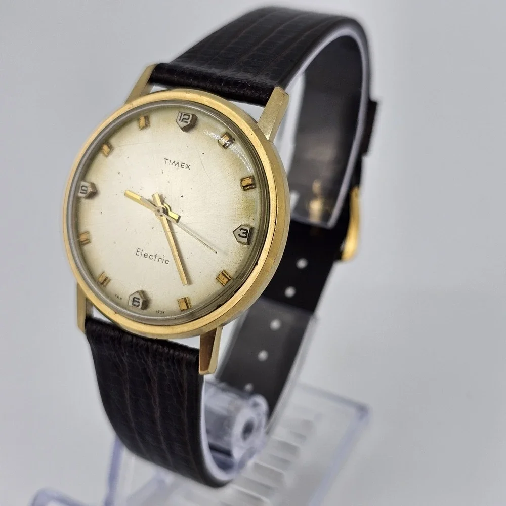 VTG Timex Electric Watch Men 35MM Rear Crown NEW Brown Leather Bands NEW Battery